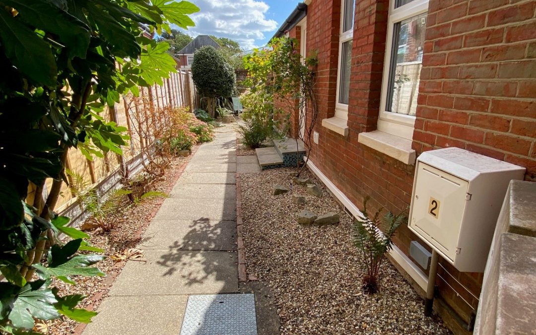 Crabton Close Road